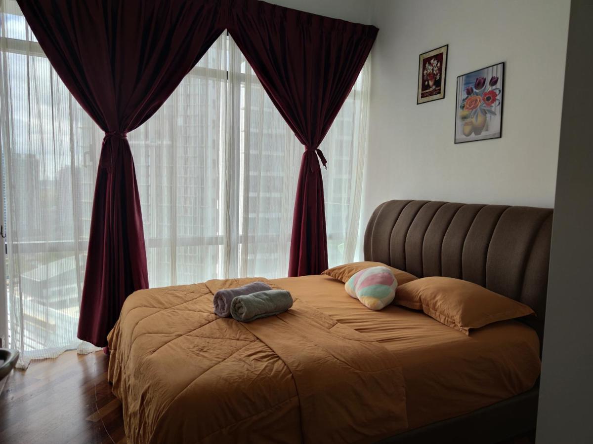 Kumkum Homestay 3 Bedroom Suite Nusajaya  Exterior foto