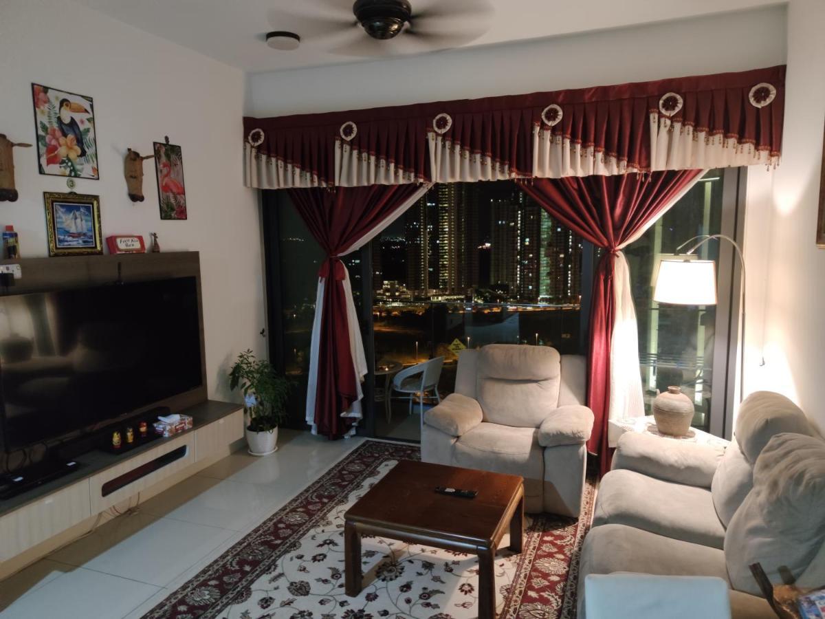 Kumkum Homestay 3 Bedroom Suite Nusajaya  Exterior foto